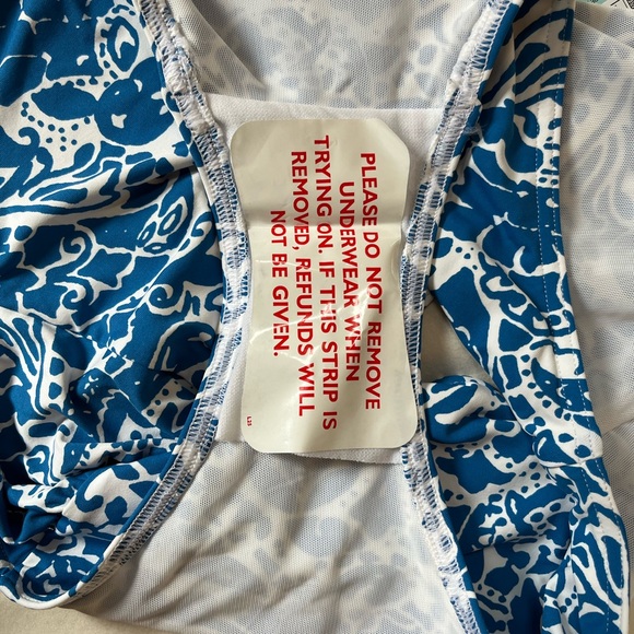 NWT - Print bikini with bandeau top and high-waisted bottoms. - Picture 10 of 10